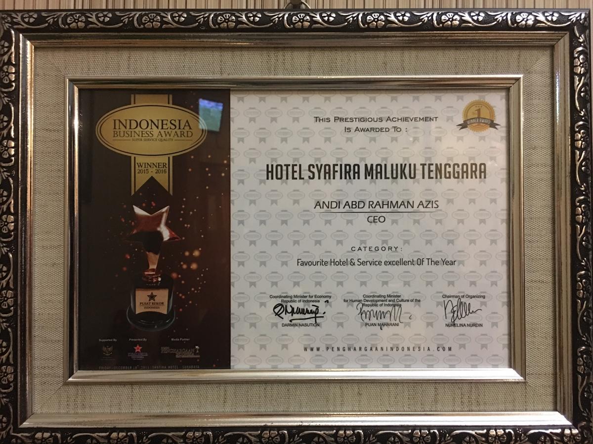 Syafira Hotel Langgur Ngoại thất bức ảnh