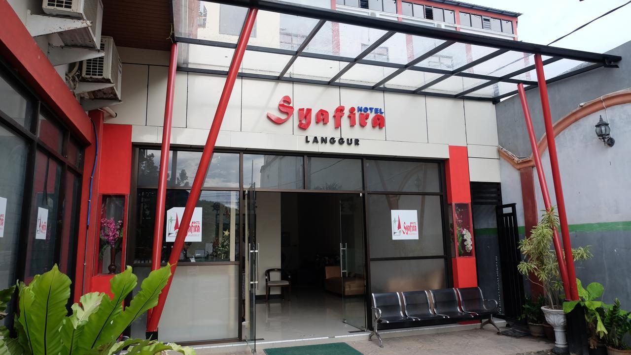 Syafira Hotel Langgur Ngoại thất bức ảnh